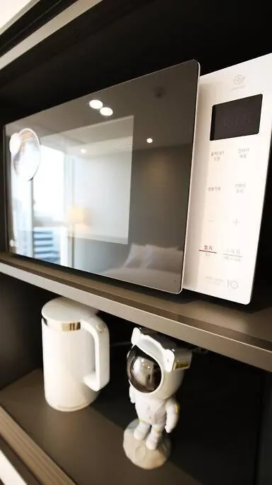 Wecostay Incheon - Adjoining Room South Korea